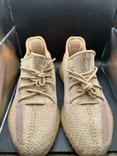 Yeezy 350 V2 Size 10US-With Box Worn Once 2