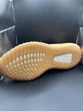 Yeezy 350 V2 Size 10US-With Box Worn Once 3