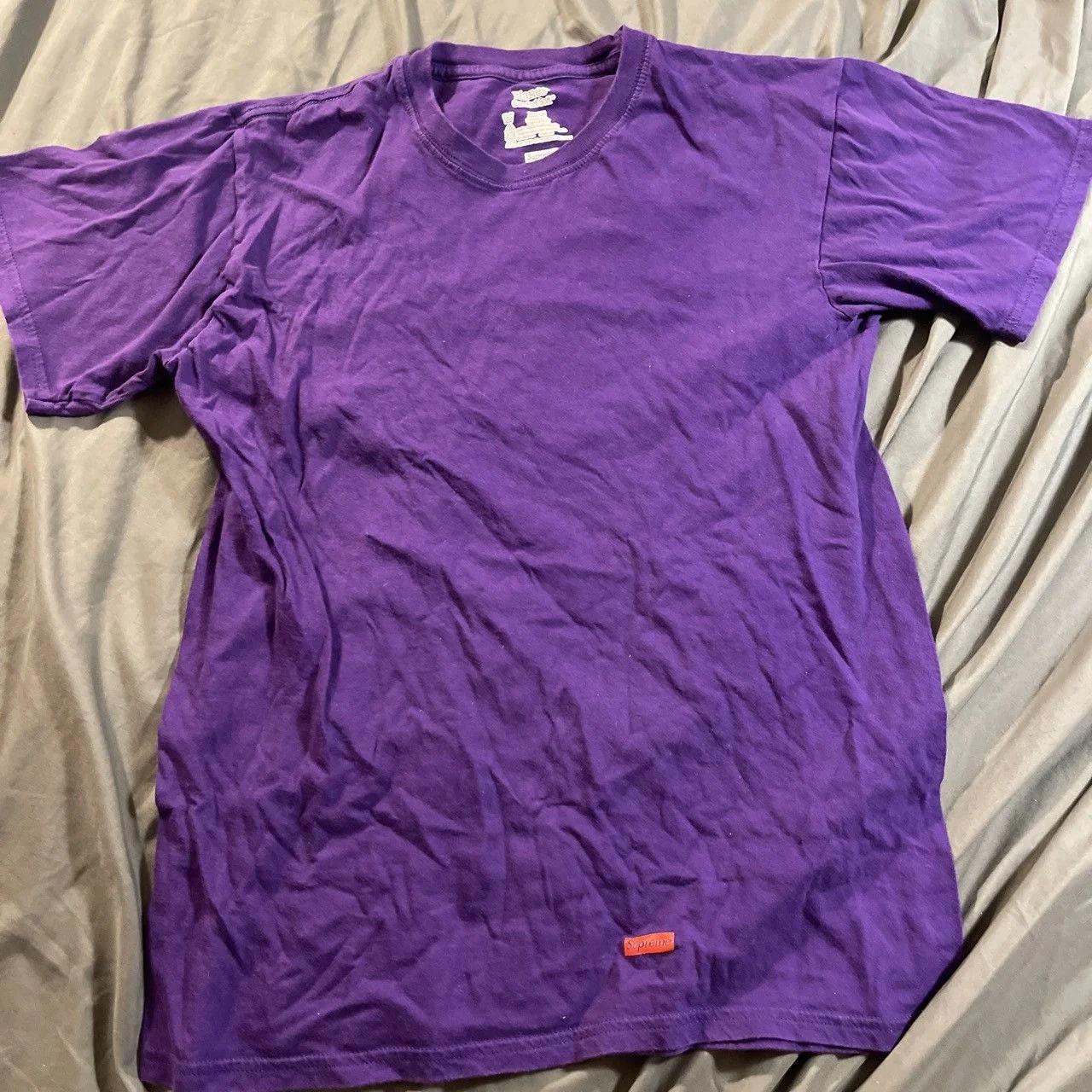 Supreme — Supreme Hanes Shirt — streetwear — resale
