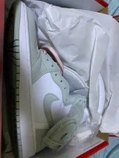 9.5US Air Jordan 1 OG Seafoam 3