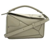 Loewe Panta Small Puzzle in Shiny 2