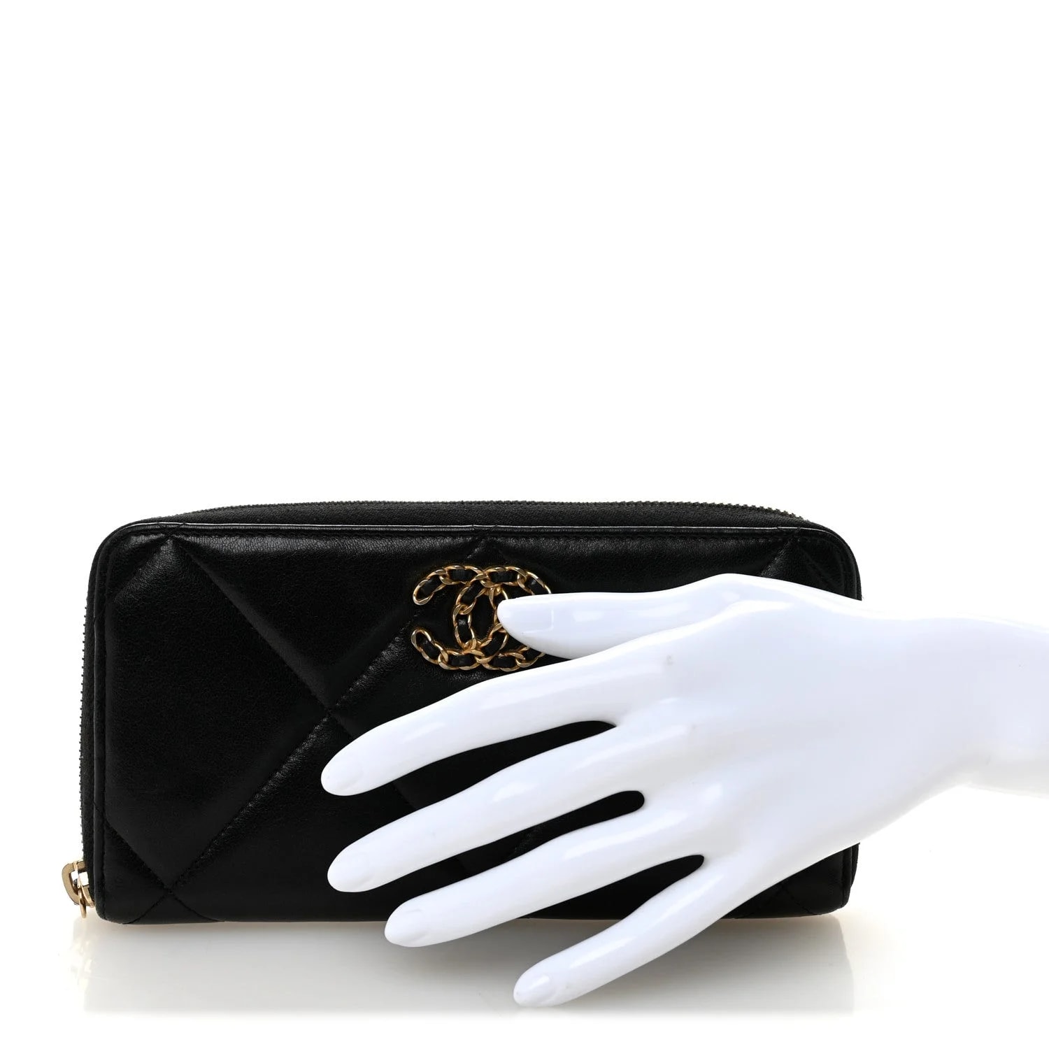19 Long Zipped Around Wallet 2