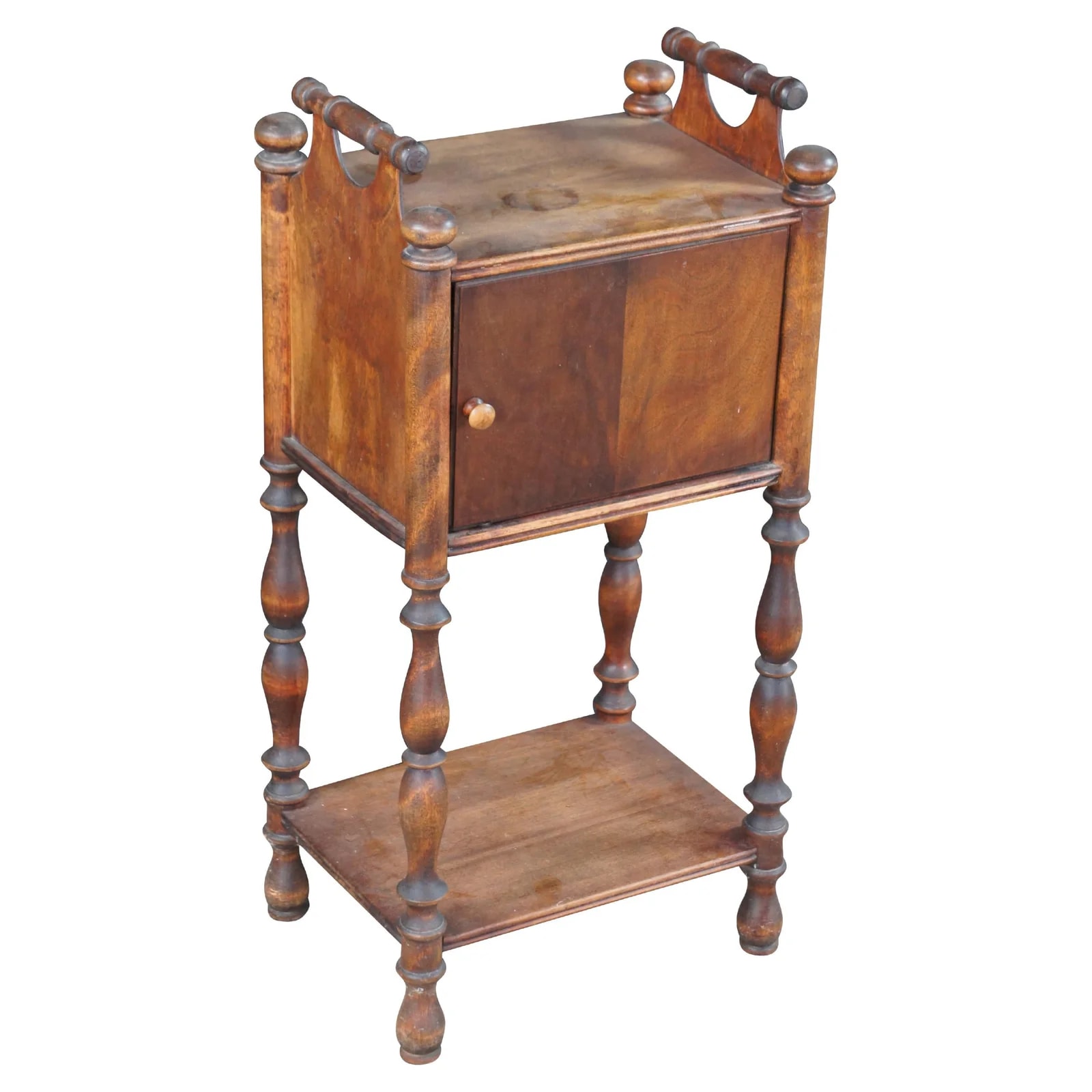 American of Martinsville — Thomasville Georgian Queen 4-Post Open Pediment Fretwork Bed — Furniture — resale