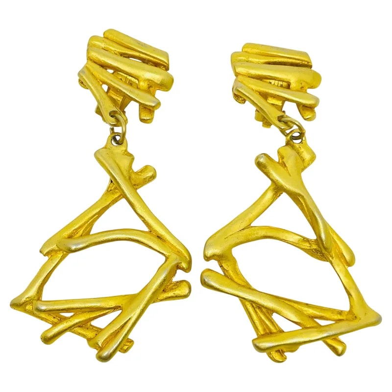 NJ Norma Jean Signed Vintage Matte Gold Tone Geometric Designer Clip-On Earrings 2