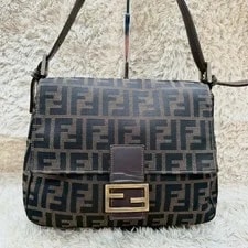 Fendi Mamma Baguette Good 4
