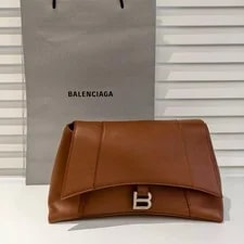 Balenciaga — Balenciaga Soft Hourglass Medium ' ' - Excellent #JCCQ7C — Handbag — resale