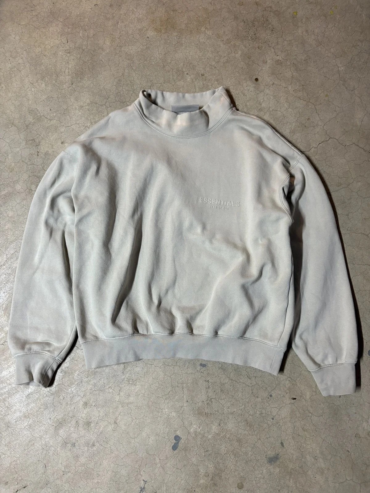 Fear of God Essentials — Fear of God Essentials Movkneck Sweatshirt — streetwear — resale