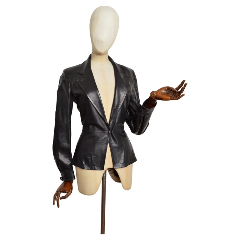 Tom Ford for Yves Saint Laurent, Yves Saint Laurent — Yves Saint Laurent By Tom Ford Fitted Blazer - Jacket — Clothing — resale