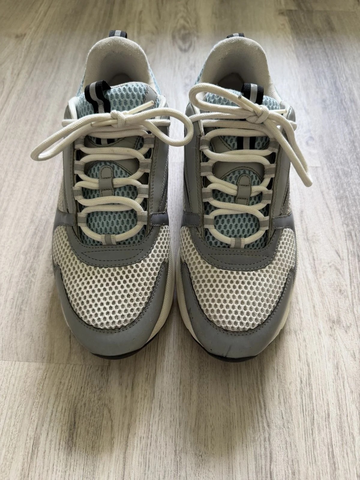 Dior — B 22 — Sneaker — resale