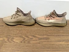 Unworn Size 9 - Yeezy Boost 350 V2 in Original Box 4