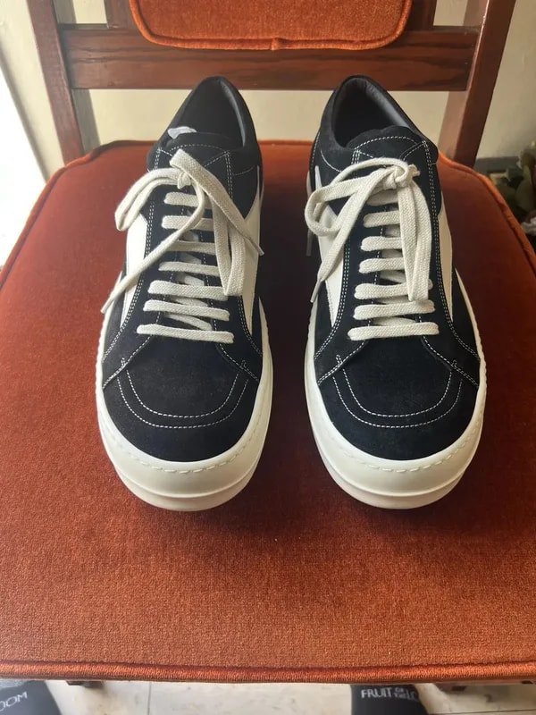 Rick Owens — Rick Owens Low Milk Strobe EU44 US11 New — Sneaker — resale