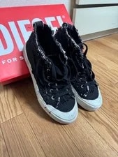 Diesel 9.0US Several Times Distressed High-Cut Sneakers 2