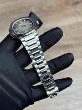 Patek Philippe Nautilus Grey Index Bracelet Unworn 2025 7118/1A-011 3