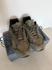 9.0US New Balance 2002R Dark 4
