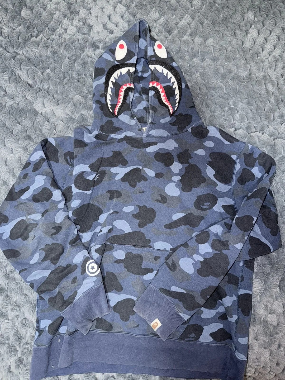 BAPE — Bape Shark Hoodie *Super * — streetwear — resale