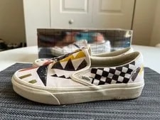 Vans X MoMA Kandinsky Slip-ons in Box. w7/m5.5. Great Condition. 3