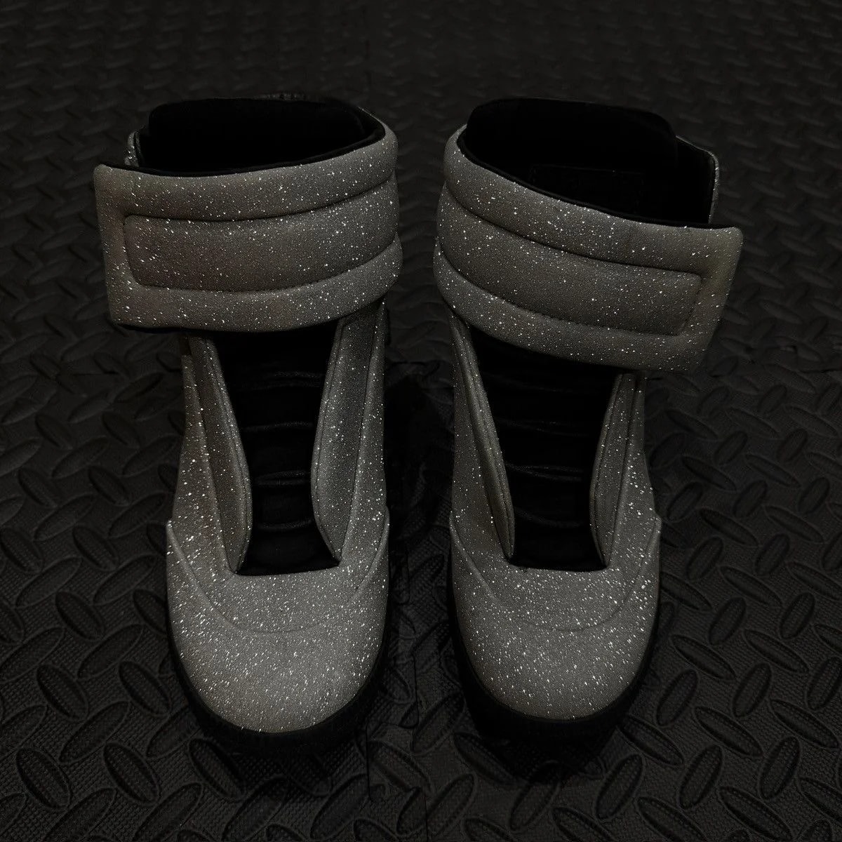 Maison Margiela — Maison Margiela Glitter Future High Tops 42-43 US 9 — Sneaker — resale
