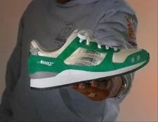 Asics — 9.5US Asics X Awake Ny Gel-Lyte III OG — Sneaker — resale