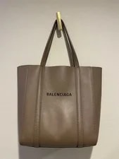 Balenciaga — Balenciaga Everyday Limited Edition Vhtf Collection Po — Handbag — resale