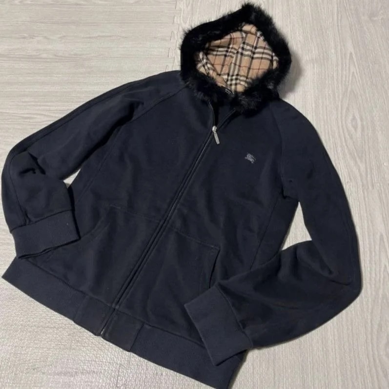 Burberry — Burberry Label Fur Zip Up Hoodie — streetwear — resale