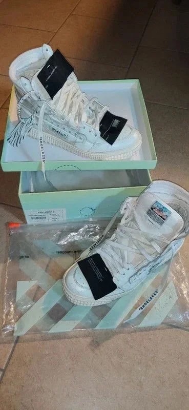 Off-White — Off-White Off-Court 3.0 (F/W 2017 Edition) — Sneaker — resale