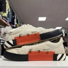 Off-White: Vulc Vulcanized Low Coheryel Size 44 | Virgil Abloh 2