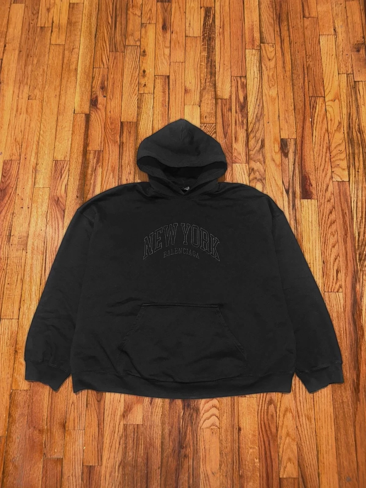 Balenciaga — Balenciaga New York on Hoodie — streetwear — resale