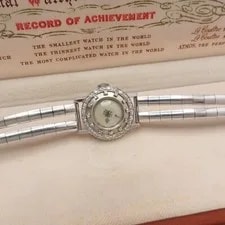 Jaeger-LeCoultre 14K White Gold Diamond Bezel Manual 19mm Box 2