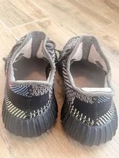 Yeezy Boost 350 V2 'Yecheil' 2