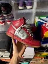 Size 9.5 Preowned (NB) Nike SB Dunk High Mork & Mindy 2