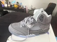 Retro 5 (2026) Size 8 Was Gift for Someone But We Broke Up. 3