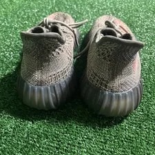 Size 8.5 - Yeezy 350 V2 3