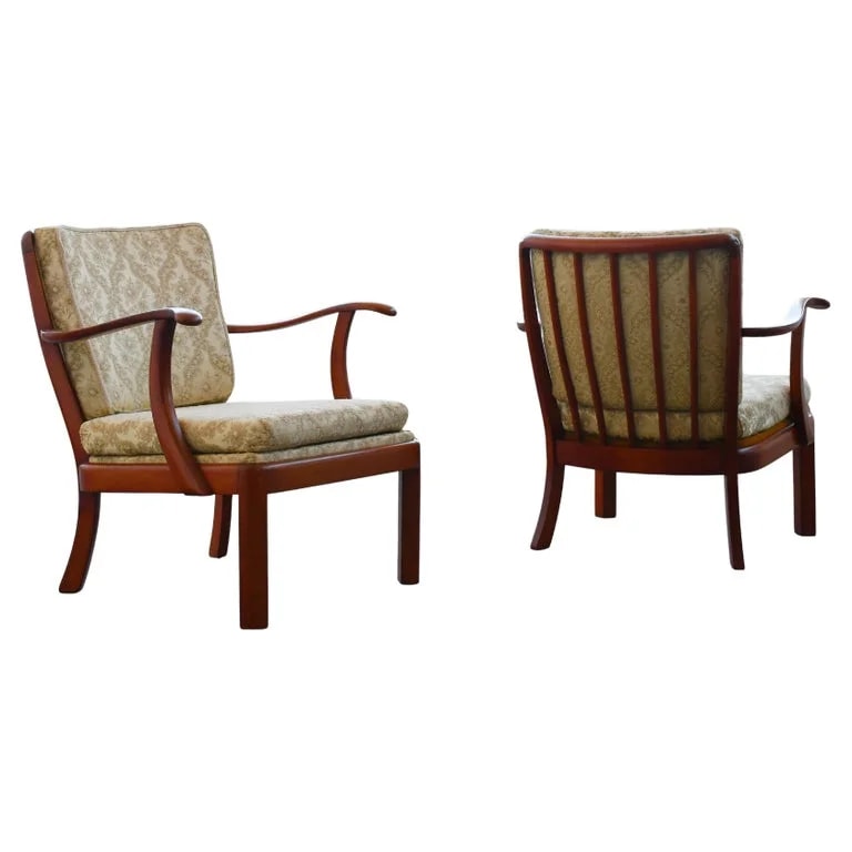 Fritz Hansen — Pair of 1940s Open Arm Lounge With Spindle Backs By Fritz Hansen — Furniture — resale