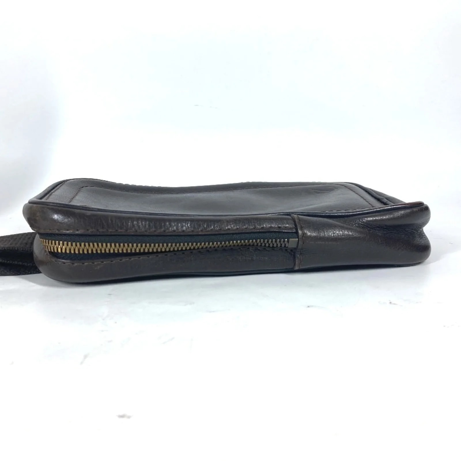 Louis Vuitton Utah Sling 3