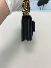 Chanel 22A Classic Flap WOC Chain Crossbody 3