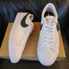 Nike SB — Nike SB Zoom Blazer Low Pro GT 11 US DR9099-100 ISO — Sneaker — resale