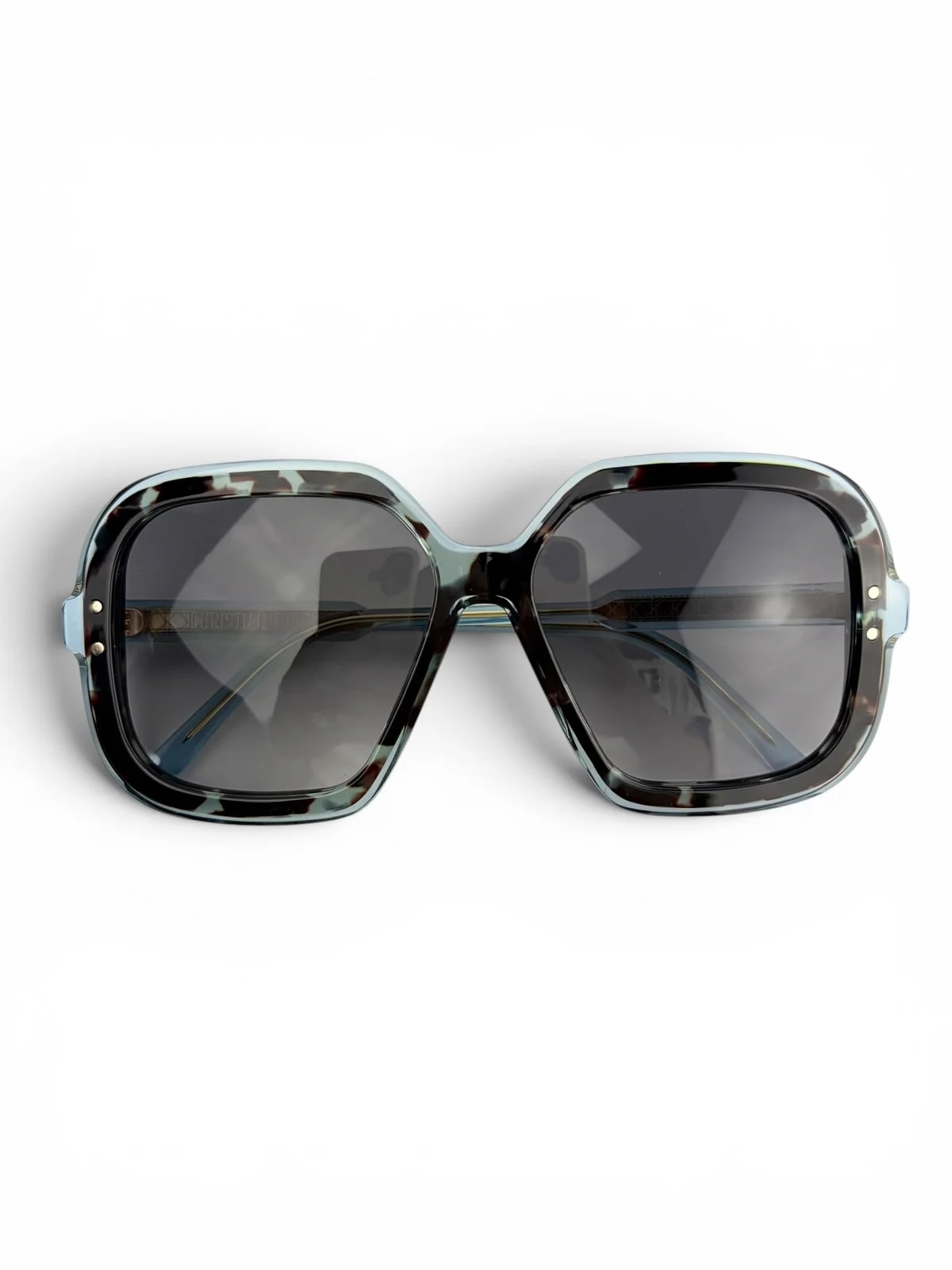 Dior — Christian Dior Tortoise Oversized Sunglasses — Accessory — resale