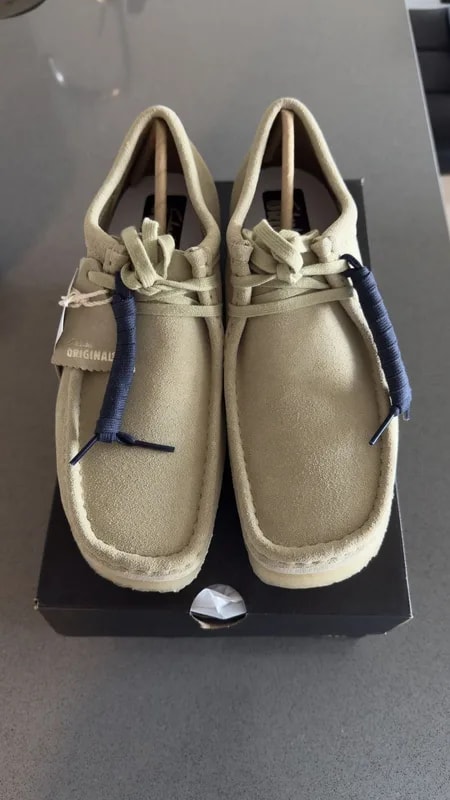 Clarks — Clarks Wallabee — Sneaker — resale