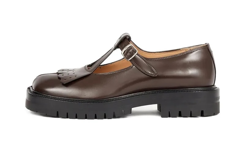 Maison Margiela — Tabi County Mary Jane Wmns "Dark " S58WR0115 — Sneaker — resale