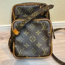 Louis Vuitton — Louis Vuitton Amazon From Japan — Handbag — resale