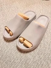 Size 13 YS 01 Yeezy Slides - SZ 13 YZY SZN 10 2
