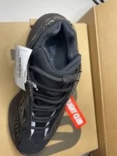 Yeezy — New Condition Yeezy 700 v3 Size 4.5/ 5.5 (Extra Laces) — Sneaker — resale