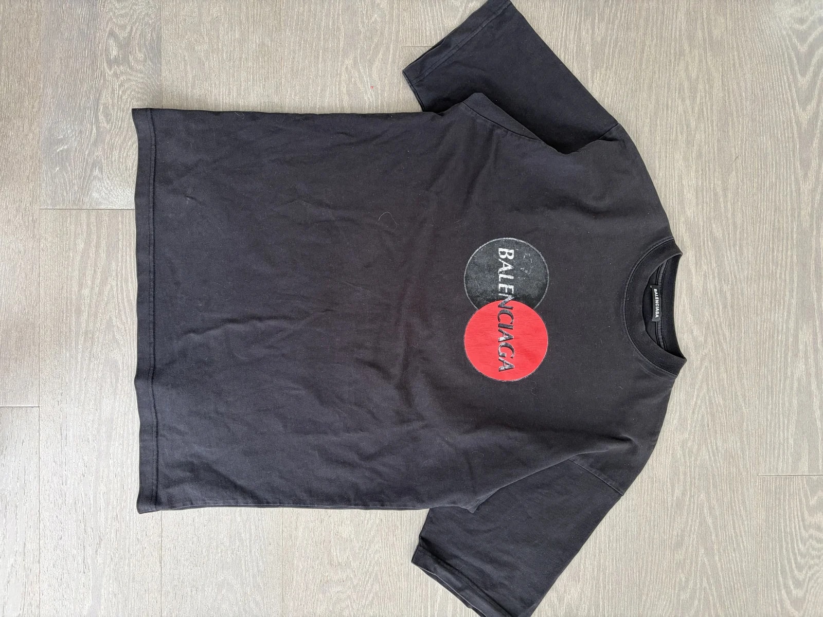 Balenciaga — Oversized Balenciaga Mastercard Teeshirt — streetwear — resale