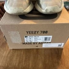 Yeezy Boost 700 v3 Fade Salt , Size 11 ’S With Box 2