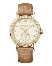 Patek Philippe — Patek Philippe Complications 32.5mm 7121J-001 18K Yellow Gold — Watch — resale
