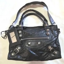 Balenciaga — Balenciaga Giant 21 City Studs 173084 — Handbag — resale