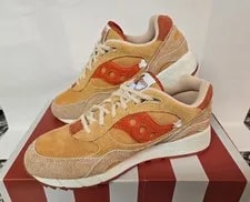 Saucony — Saucony X END. 6000 Fried Chicken — Sneaker — resale