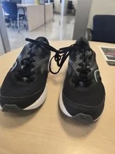 Saucony ’s Low Top Lace-Up Running 2