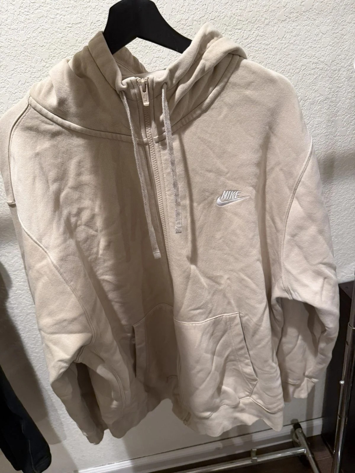 Nike — Nike Zip-up Hoodie — streetwear — resale