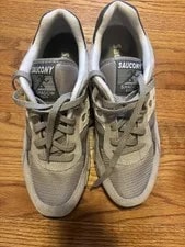Saucony Originals 6000 / 9.5 D (M). Worn Once. 2